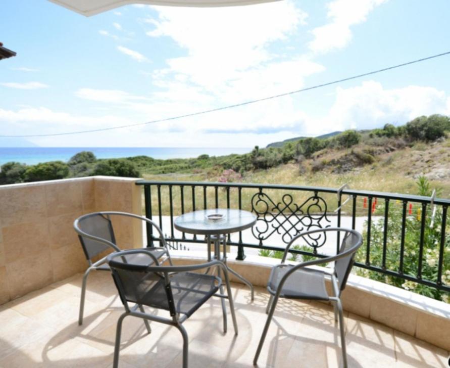 דירות סארטי Panagiota Sea View House מראה חיצוני תמונה