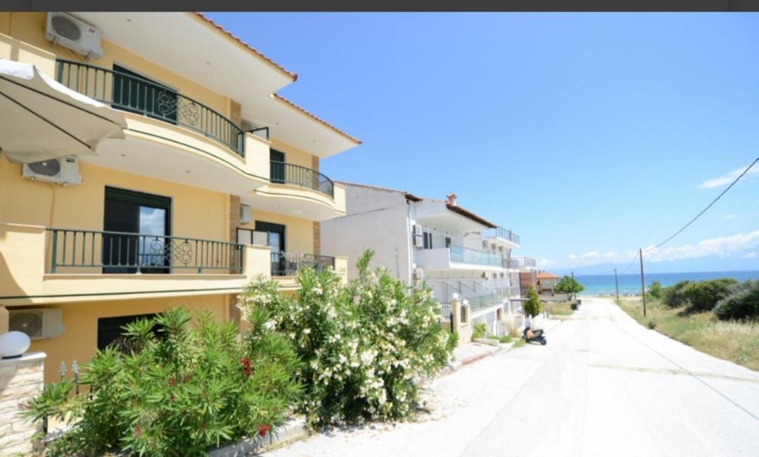 דירות סארטי Panagiota Sea View House מראה חיצוני תמונה